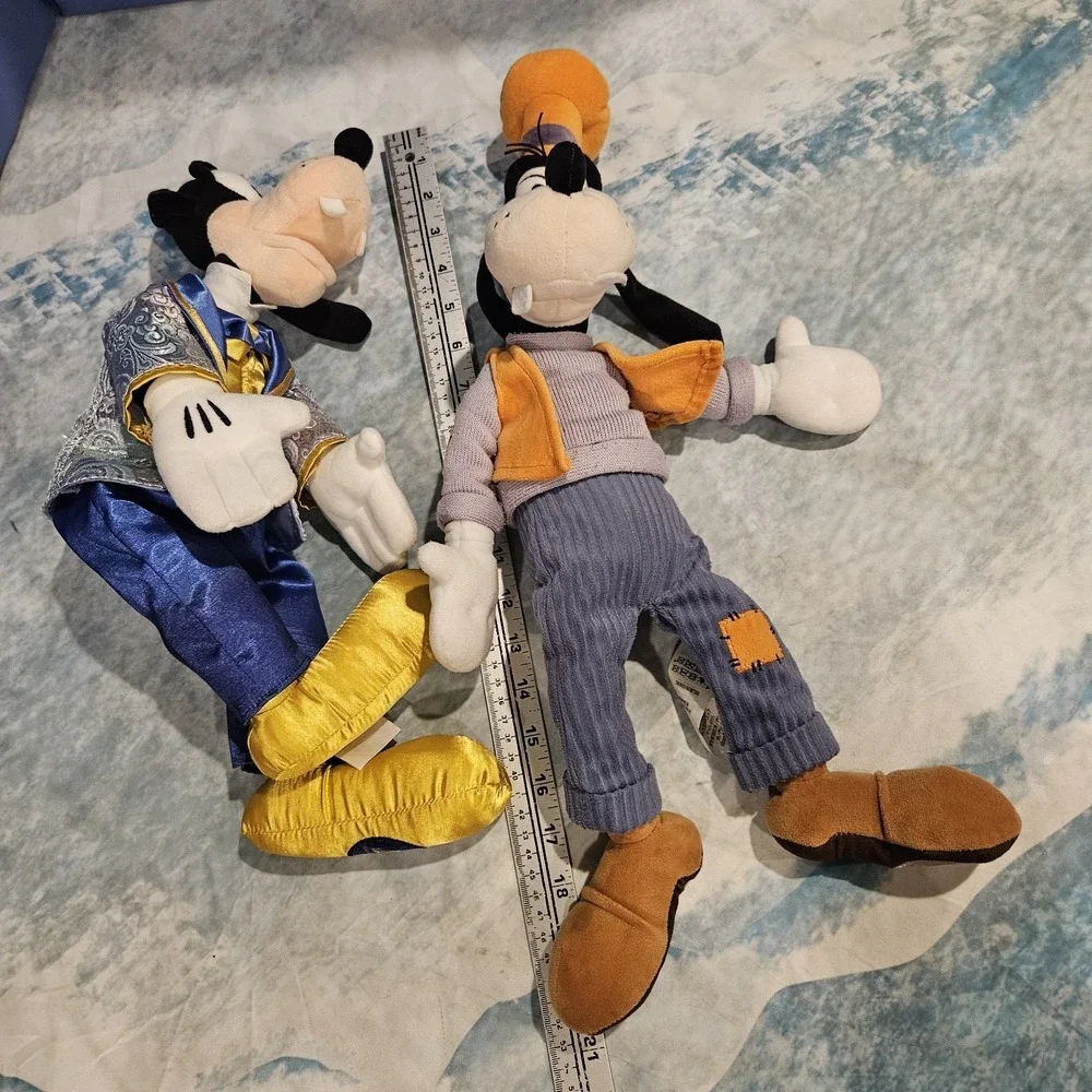 Disney Parks WDW 50th Anniversary Goofy Plush Bundle With Goofy 90th Birthday